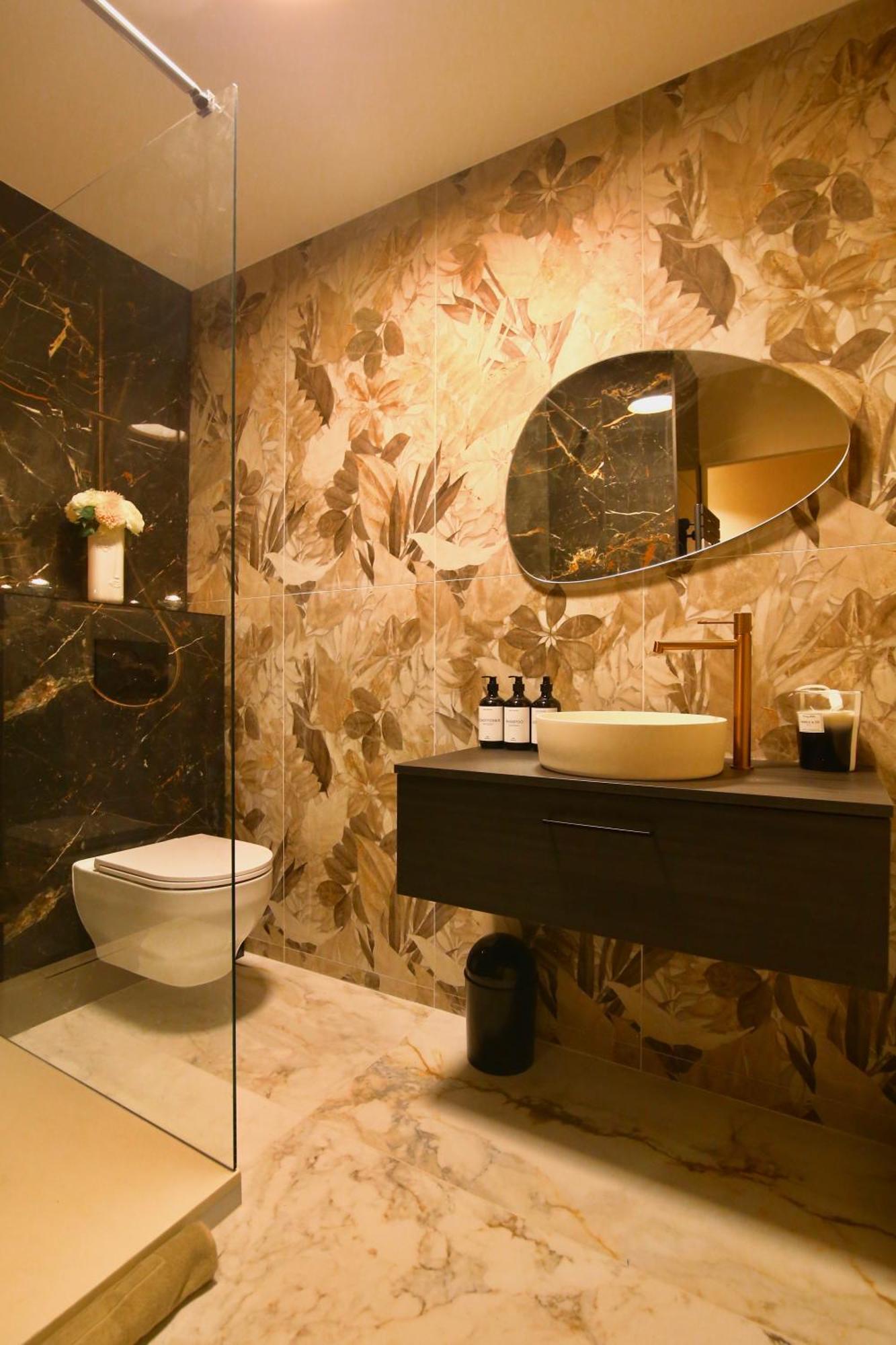 Flower Suite And Spa La Seyne-sur-Mer Ngoại thất bức ảnh